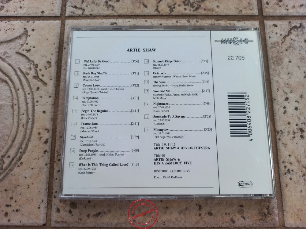 Audio CD: Artie Shaw (1992) Artie Shaw Audio CD: Artie Shaw (1992) Artie Shaw