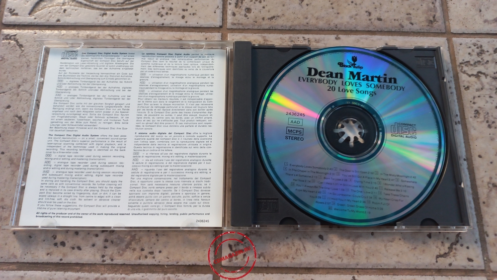 Audio CD: Dean Martin (1986) Everybody Loves Somebody ● 20 Love Songs