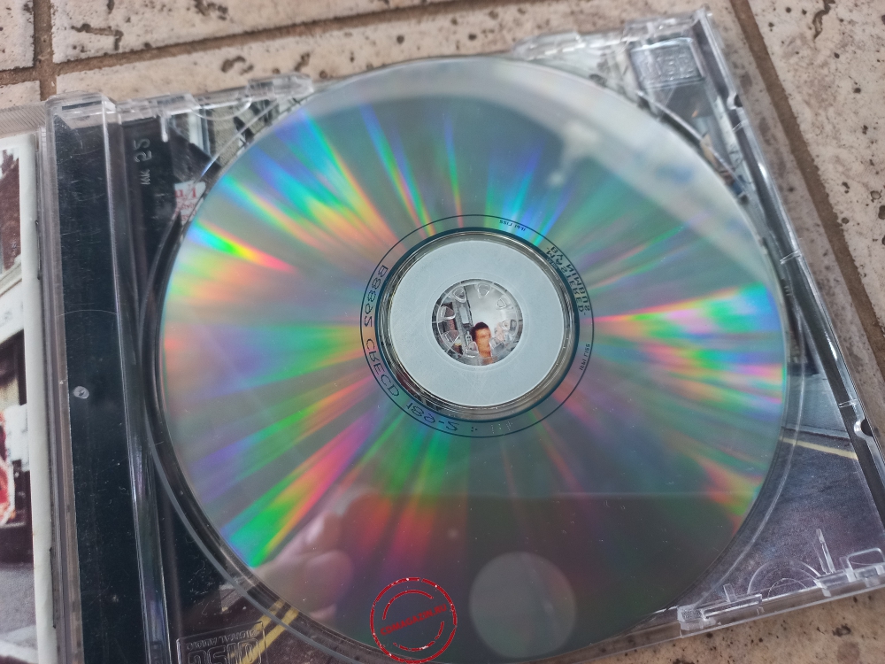 Audio CD: Oasis (2) (1995) (What's The Story) Morning Glory?
