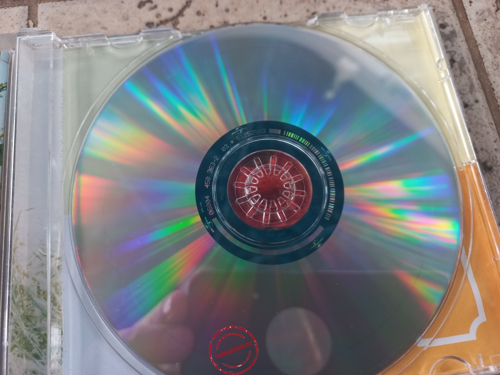 Audio CD: Nelly Furtado (2000) Whoa, Nelly!
