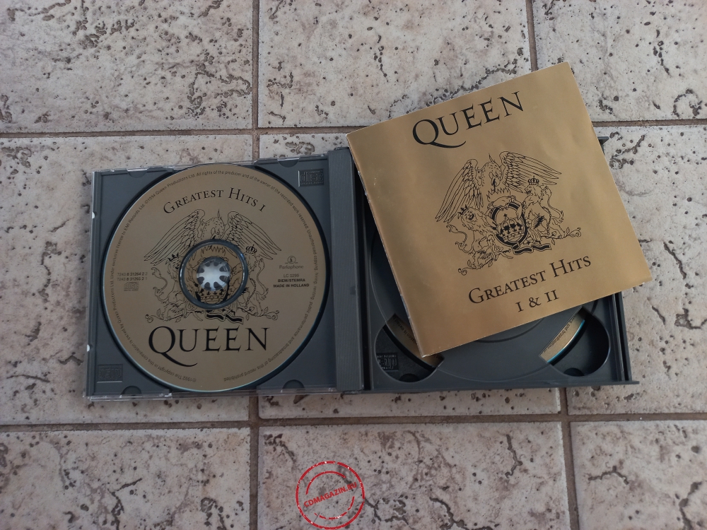 Audio CD: Queen (1981) Greatest Hits I & II