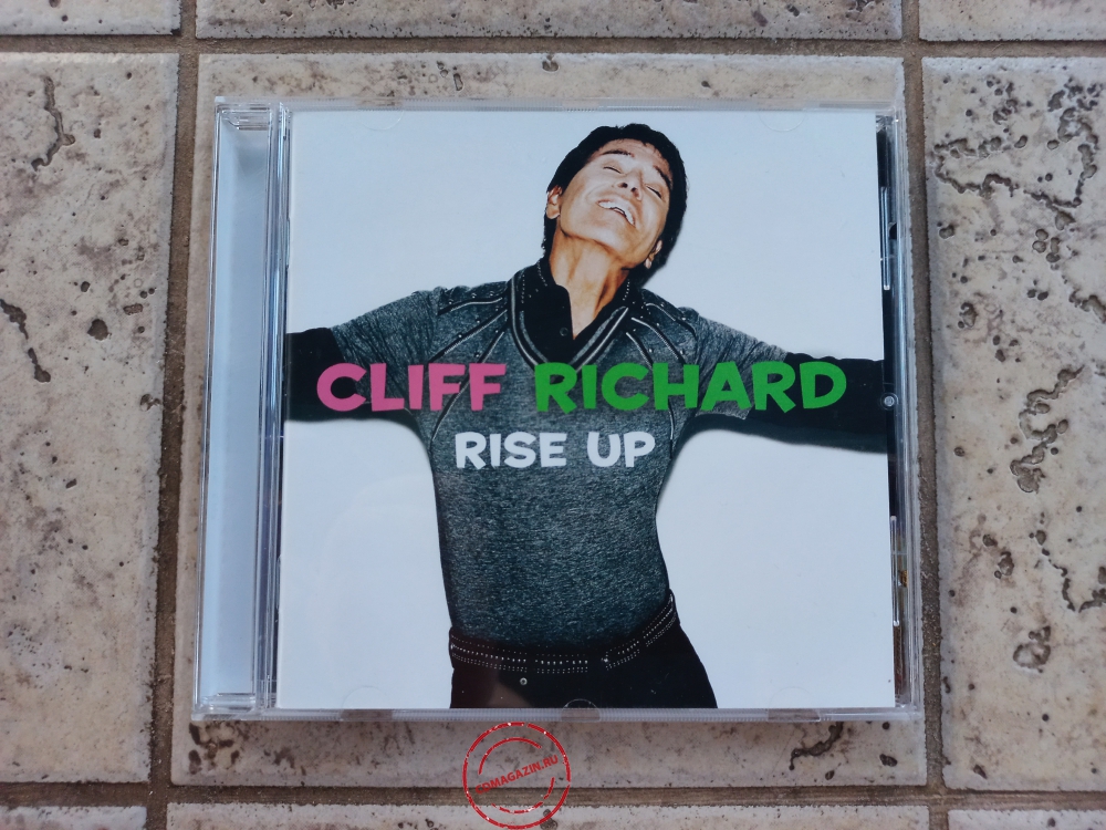 Audio CD: Cliff Richard (2018) Rise Up