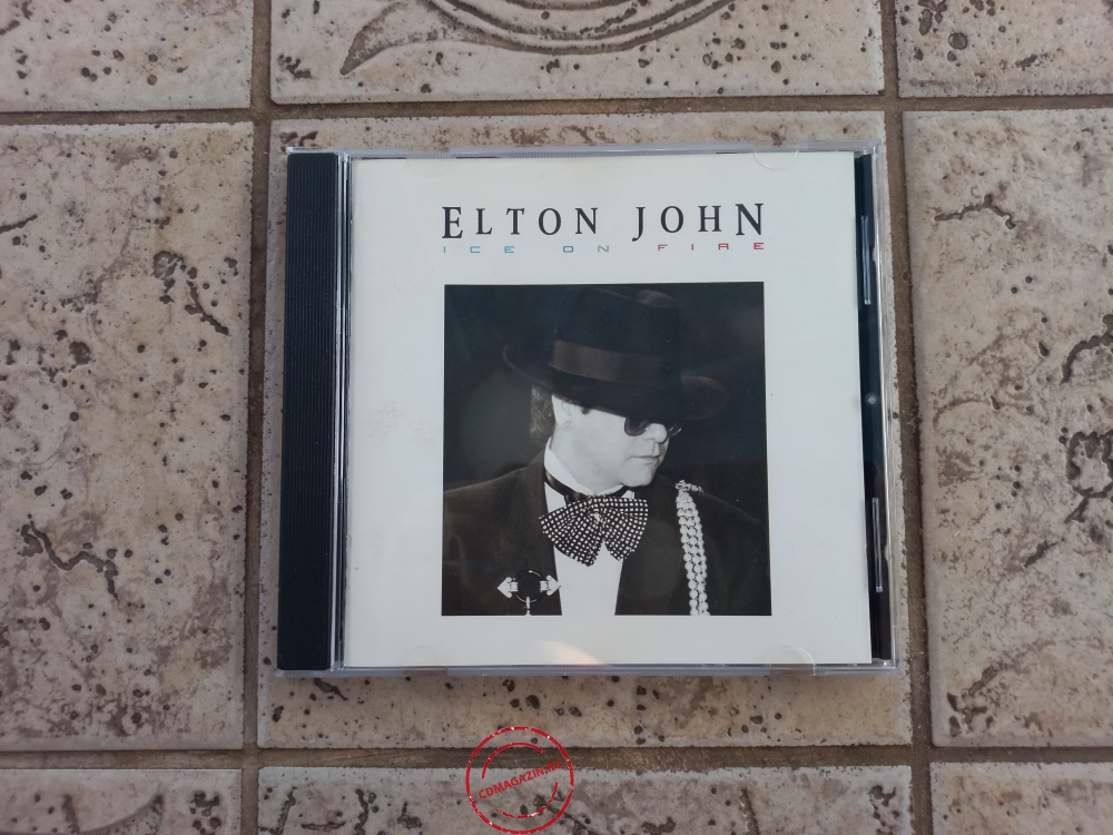 Audio CD: Elton John (1985) Ice On Fire