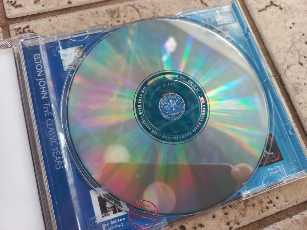 Audio CD: Elton John (1983) Too Low For Zero