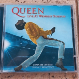 Audio CD: Queen (1992) Live At Wembley Stadium