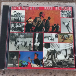 Audio CD: Earth Wind & Fire (1987) Touch The World