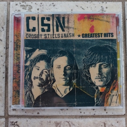 Audio CD: Crosby Stills & Nash (2005) Greatest Hits