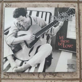 Audio CD: John Pizzarelli (2000) Let There Be Love