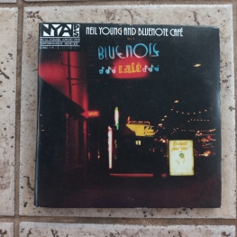 Audio CD: Neil Young (2015) Bluenote Cafe