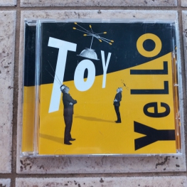 Audio CD: Yello (2016) Toy