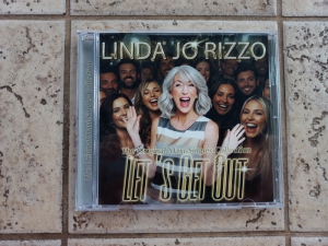  Linda Jo Rizzo (2026) Let's Get Out (The Original Maxi-Singles Collection)